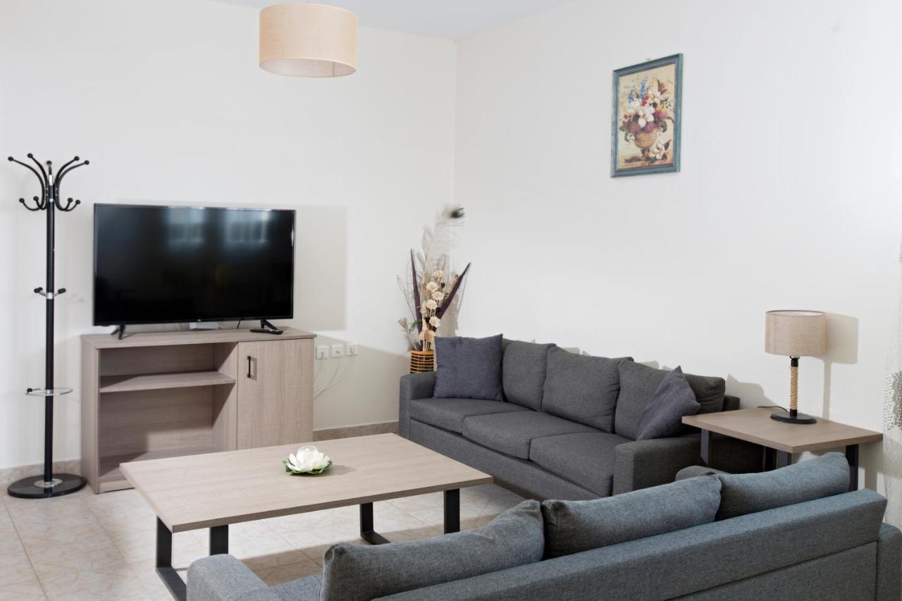 Kostas 2 Apartment Екстериор снимка
