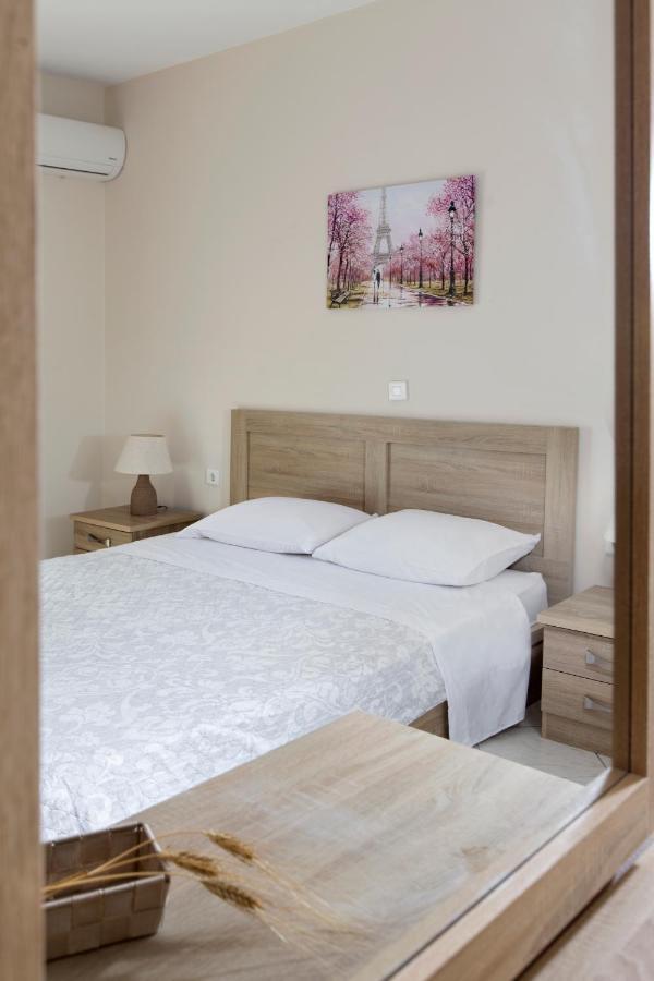 Kostas 2 Apartment Екстериор снимка