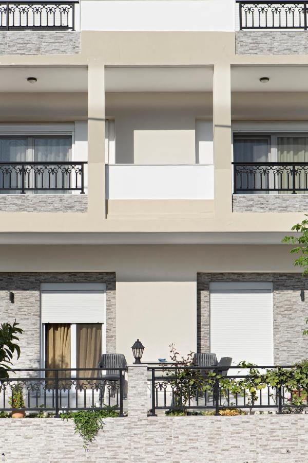 Kostas 2 Apartment Екстериор снимка