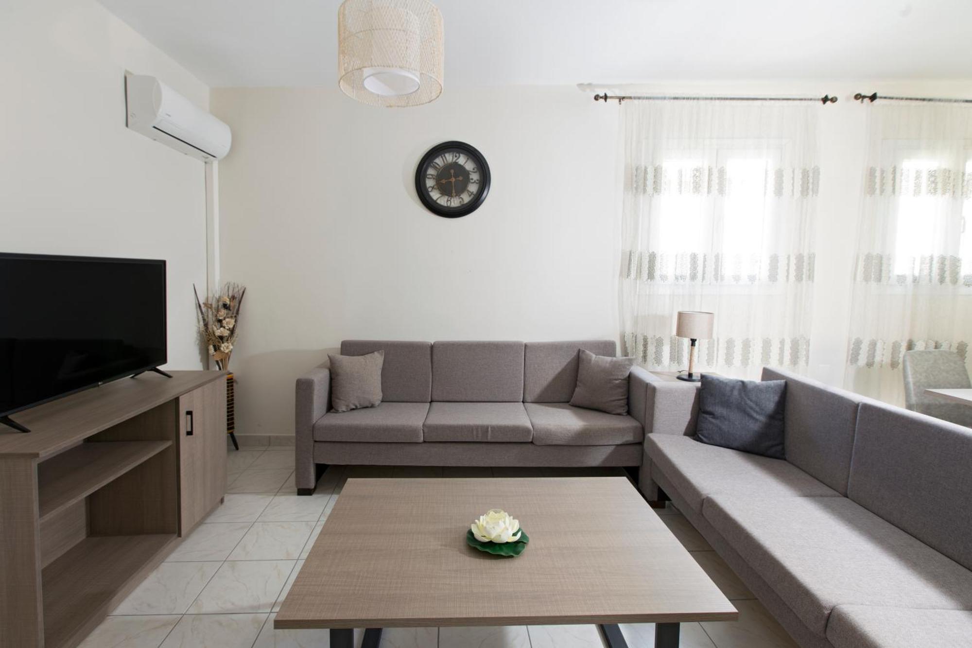 Kostas 2 Apartment Екстериор снимка